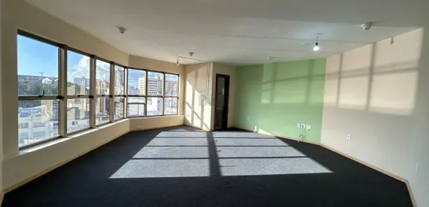 Conjunto Comercial / Sala à venda, 42m² no Centro, Canoas