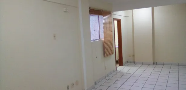 Conjunto Comercial / Sala à venda, 44m² no Marechal Rondon, Canoas