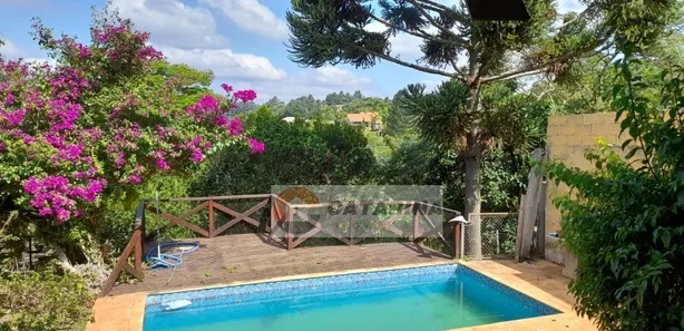 Fazenda / Sítio / Chácara com 3 Quartos à venda, 2000m² no , Mairinque
