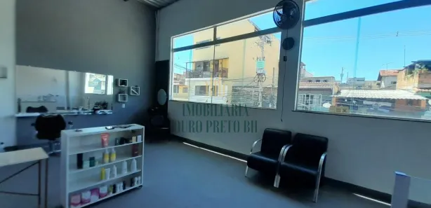 Prédio Inteiro à venda, 360m² no Conjunto Habitacional Morro Alto, Vespasiano