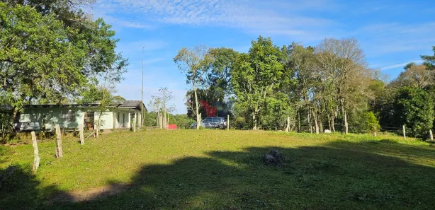 Fazenda / Sítio / Chácara com 2 Quartos à venda, 120m² no Área Rural de Araucária, Araucária