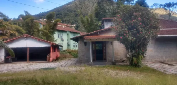 Loja / Salão / Ponto Comercial à venda, 190m² no Bom Retiro, Teresópolis
