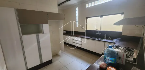 Loja / Salão / Ponto Comercial para alugar, 30m² no Jardim Tangará, Marília