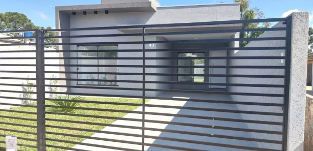 Casa com 3 Quartos à venda, 82m² no Itaqui, Campo Largo
