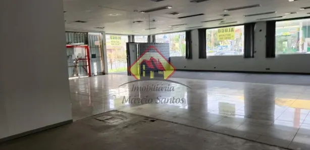 Galpão / Depósito / Armazém para alugar, 675m² no Jardim Maria Augusta, Taubaté