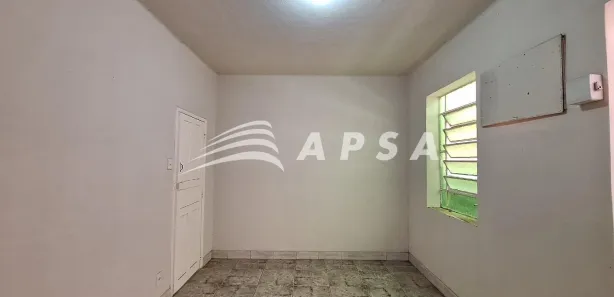 Casa com 1 Quarto para alugar, 54m² no Centro, Nova Iguaçu