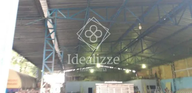 Galpão / Depósito / Armazém à venda, 600m² no Água Limpa, Volta Redonda