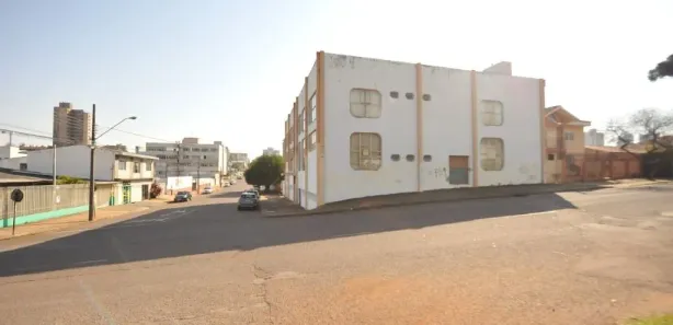 Prédio Inteiro à venda, 1500m² no Centro, Cascavel