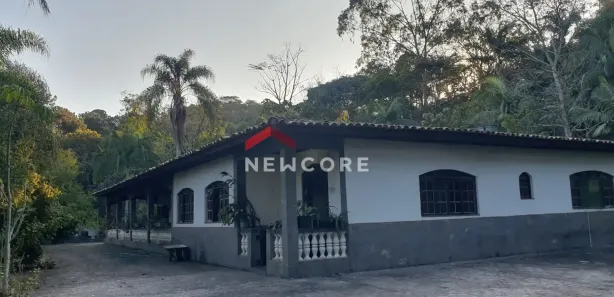 Fazenda / Sítio / Chácara com 4 Quartos à venda, 404m² no Chácaras Copaco, Arujá