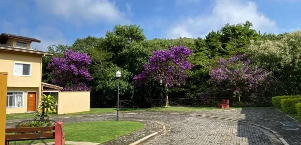 Casa de Condomínio com 2 Quartos à venda, 90m² no Nogueira, Guararema