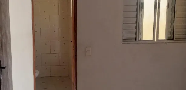 Casa com 1 Quarto para alugar, 100m² no Vila Mercedes, Jandira
