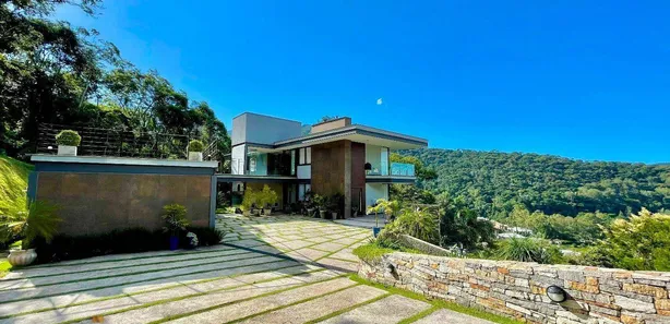 Casa de Condomínio com 5 Quartos à venda, 520m² no Parque do Imbui, Teresópolis