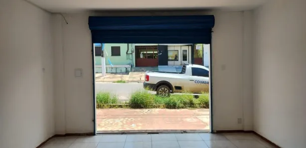 Loja / Salão / Ponto Comercial para alugar, 29m² no Aldeia, Santarém