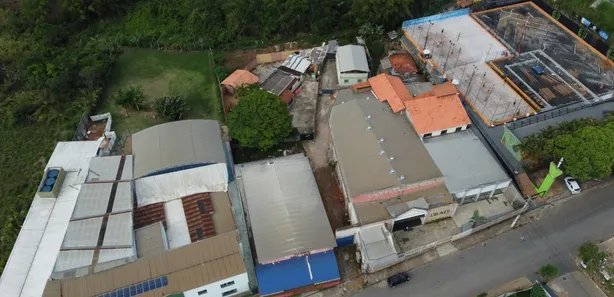 Loja / Salão / Ponto Comercial com 6 Quartos à venda, 5600m² no Santo Antônio, Viçosa