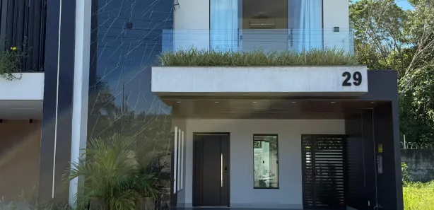 Casa com 4 Quartos para alugar, 240m² no Águas Brancas, Ananindeua