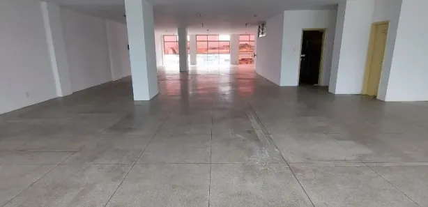 Prédio Inteiro para alugar, 800m² no Centro, Duque de Caxias