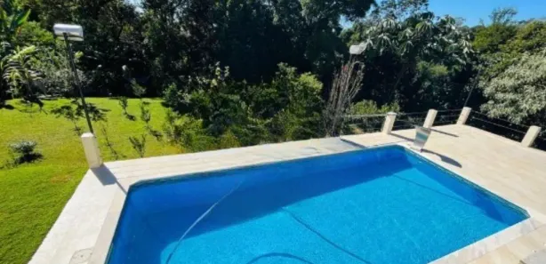 Fazenda / Sítio / Chácara com 4 Quartos à venda, 180m² no Portal do Sol, 