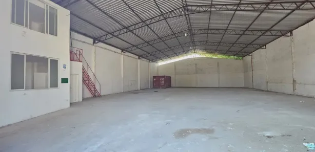 Galpão / Depósito / Armazém para alugar, 900m² no Colônia Terra Nova, Manaus