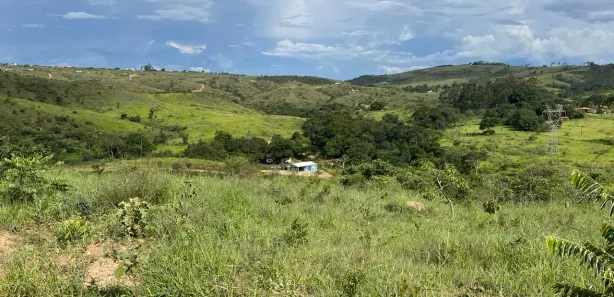 Fazenda / Sítio / Chácara à venda, 40m² no Fazenda Cachoeira, Águas Lindas de Goiás