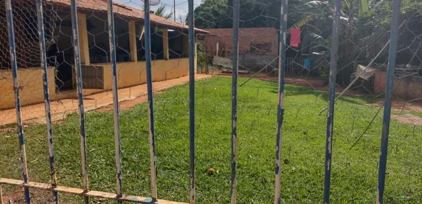 Fazenda / Sítio / Chácara com 2 Quartos à venda, 100m² no , Alambari