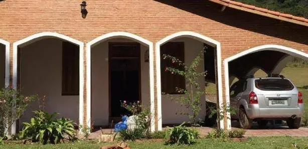 Fazenda / Sítio / Chácara com 3 Quartos à venda, 280m² no Barnabés, Juquitiba