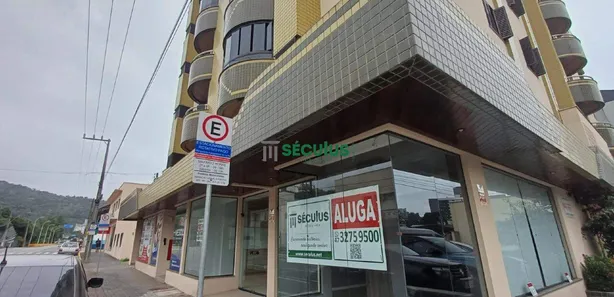 Conjunto Comercial / Sala para alugar, 97m² no Centro, Jaraguá do Sul