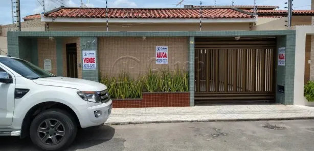 Casa com 3 Quartos à venda, 270m² no Suíssa, Aracaju
