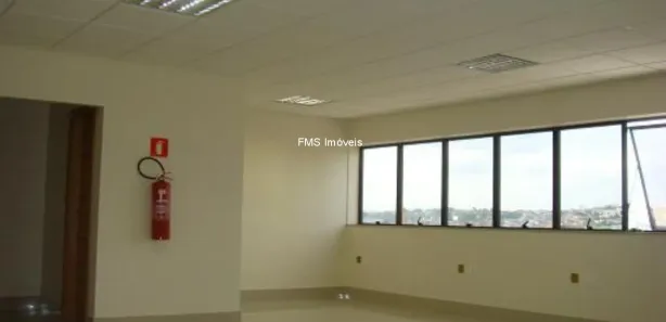 Galpão / Depósito / Armazém para alugar, 2045m² no Una, Itaquaquecetuba