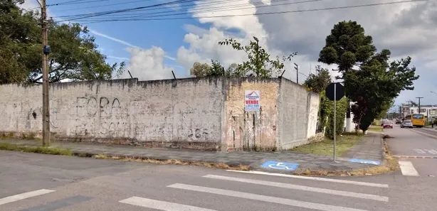 Terreno / Lote / Condomínio à venda, 650m² no Centro, Campo Largo