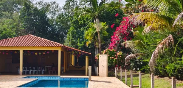 Fazenda / Sítio / Chácara com 3 Quartos para alugar, 381m² no Condomínio Balneário Recreativa, Ribeirão Preto