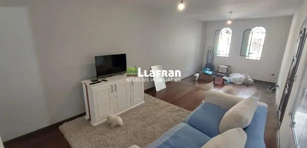 Casa com 3 Quartos para alugar, 175m² no Jardim Monte Alegre, Taboão da Serra