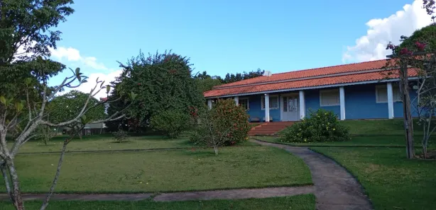 Fazenda / Sítio / Chácara com 3 Quartos à venda, 160m² no Cercado, Araçoiaba da Serra