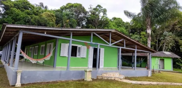 Fazenda / Sítio / Chácara com 13 Quartos à venda, 2000m² no , Antonina