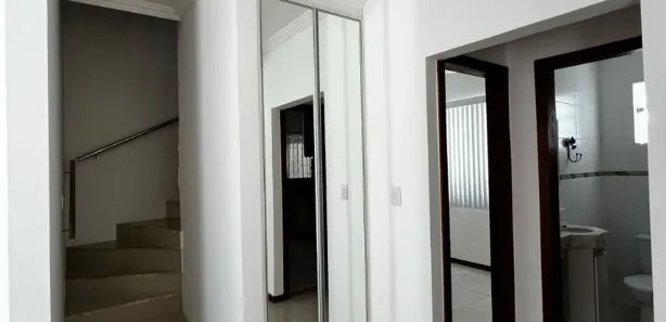 Sobrado com 4 Quartos à venda, 128m² no Ipitanga, Lauro de Freitas