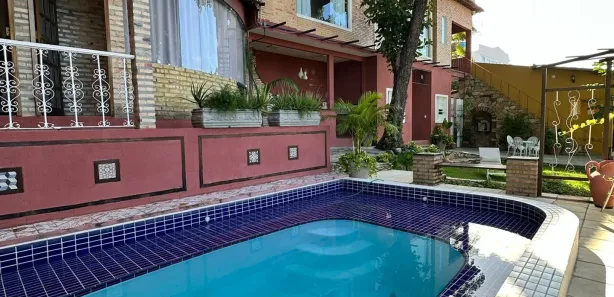 Hotel / Motel / Pousada com 9 Quartos à venda, 350m² no Ponta Negra, Natal