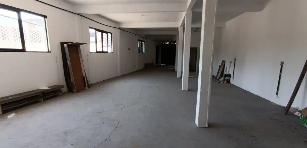 Galpão / Depósito / Armazém à venda, 400m² no Vila Sul Americana, Carapicuíba