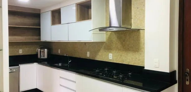 Loja / Salão / Ponto Comercial com 3 Quartos à venda, 138m² no Várzea, Teresópolis