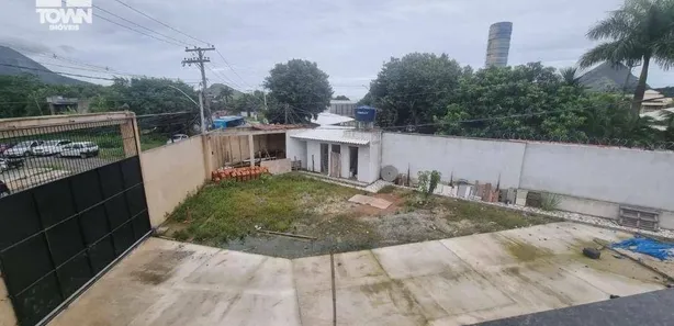 Galpão / Depósito / Armazém para alugar, 400m² no Calaboca (Inoã), Maricá