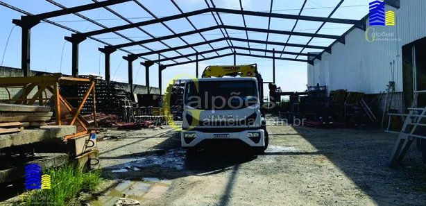 Galpão / Depósito / Armazém à venda, 2400m² no Estância Imperial, Araçariguama