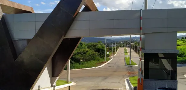 Terreno / Lote / Condomínio à venda, 360m² no Novo Campinho, Pedro Leopoldo