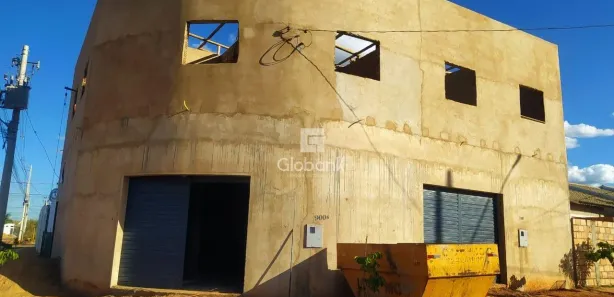 Loja / Salão / Ponto Comercial com 6 Quartos à venda, 260m² no Independência, Montes Claros