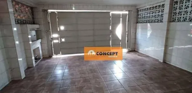 Sobrado com 3 Quartos para venda ou aluguel, 166m² no Vila Figueira, Suzano