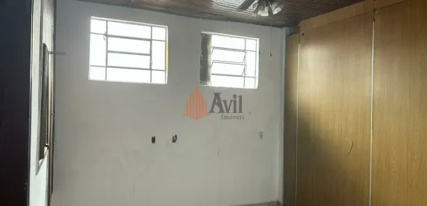 Casa Comercial para venda ou aluguel, 600m² no Jardim São Vicente, Embu das Artes