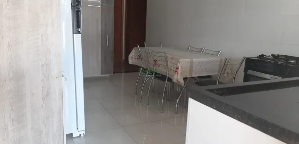 Casa com 3 Quartos à venda, 130m² no Leonor, Londrina