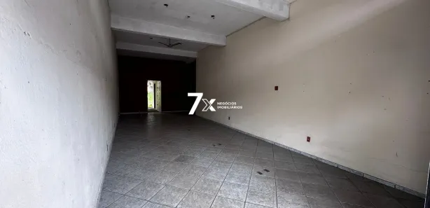 Loja / Salão / Ponto Comercial à venda, 200m² no Liberdade, Resende