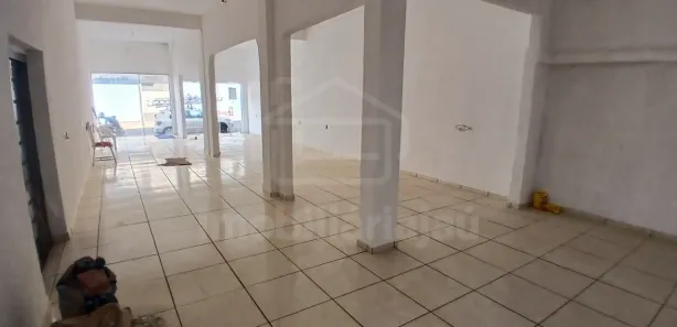 Loja / Salão / Ponto Comercial à venda, 220m² no Chácara Braz Miraglia, Jaú