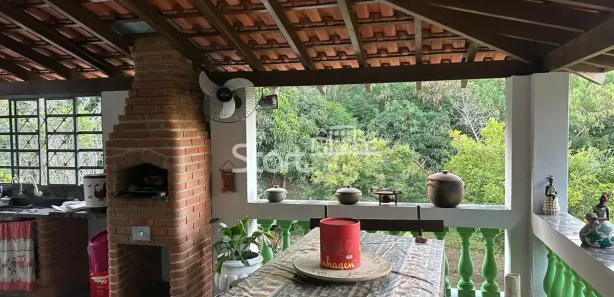 Fazenda / Sítio / Chácara com 2 Quartos à venda, 250m² no , Laranjal Paulista