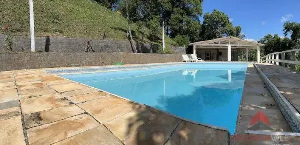 Fazenda / Sítio / Chácara com 4 Quartos à venda, 400m² no , Igaratá