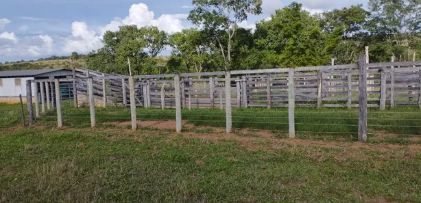 Fazenda / Sítio / Chácara com 5 Quartos à venda, 69m² no Área Rural de Formosa, Formosa