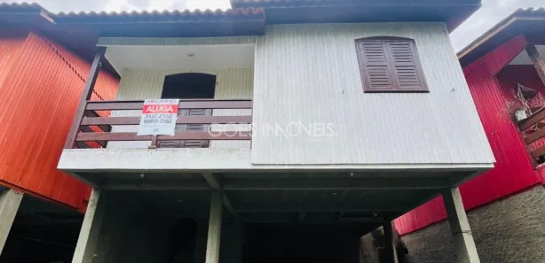 Casa com 2 Quartos para alugar, 75m² no Ceará, Criciúma